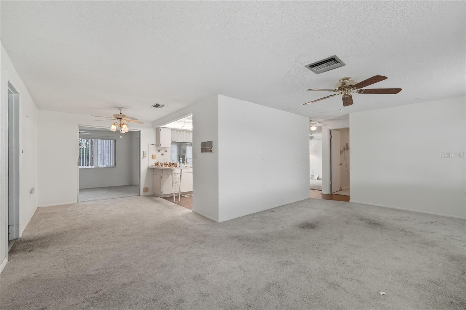 HOLIDAY LAKE ESTATES - Residential