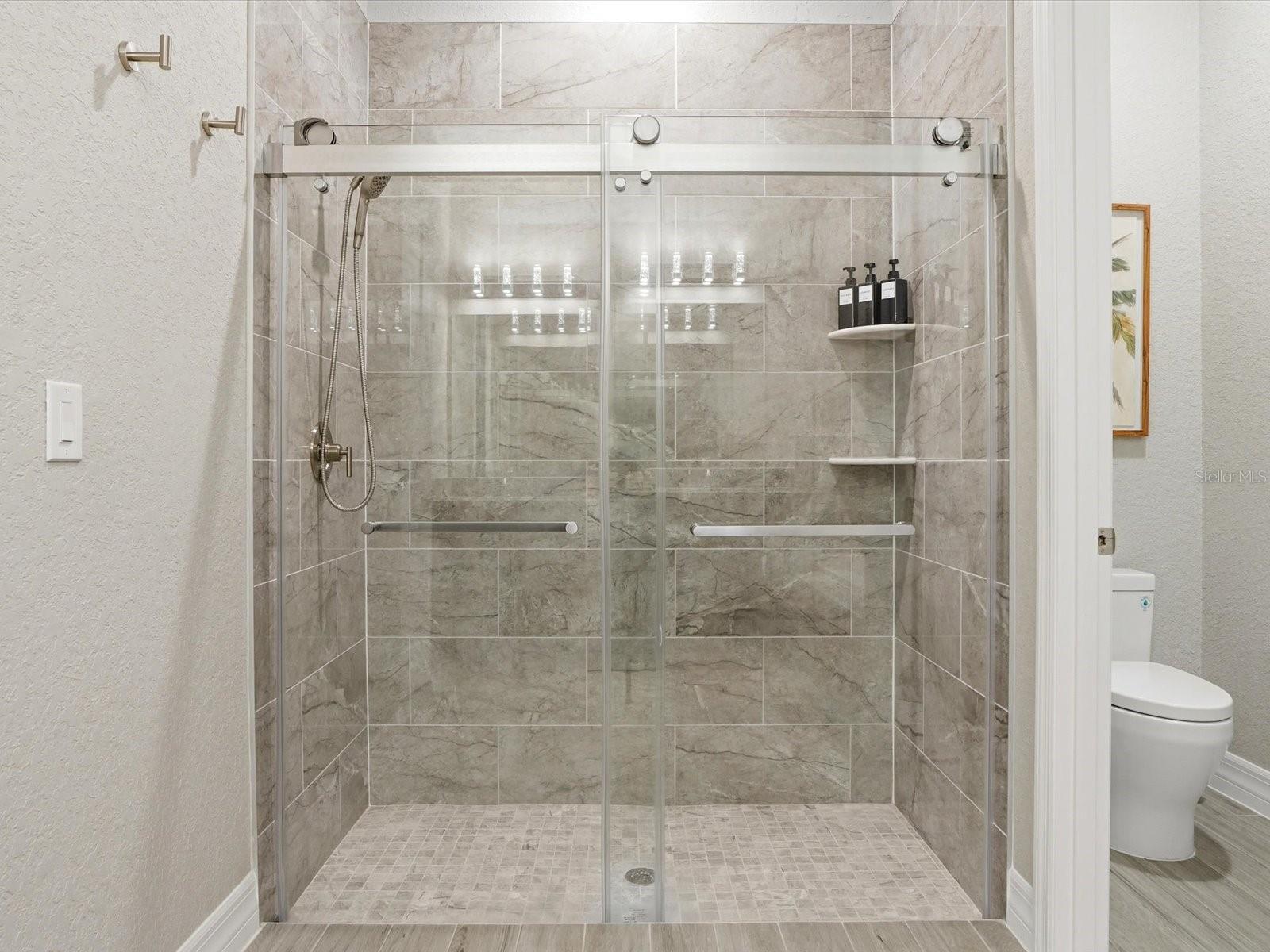 PAR VIEW ESTATES - Residential