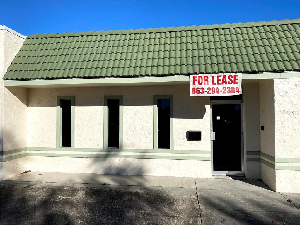 Photo of 324 4th Street NW, Winter Haven, FL 33881 (MLS # P4936611)