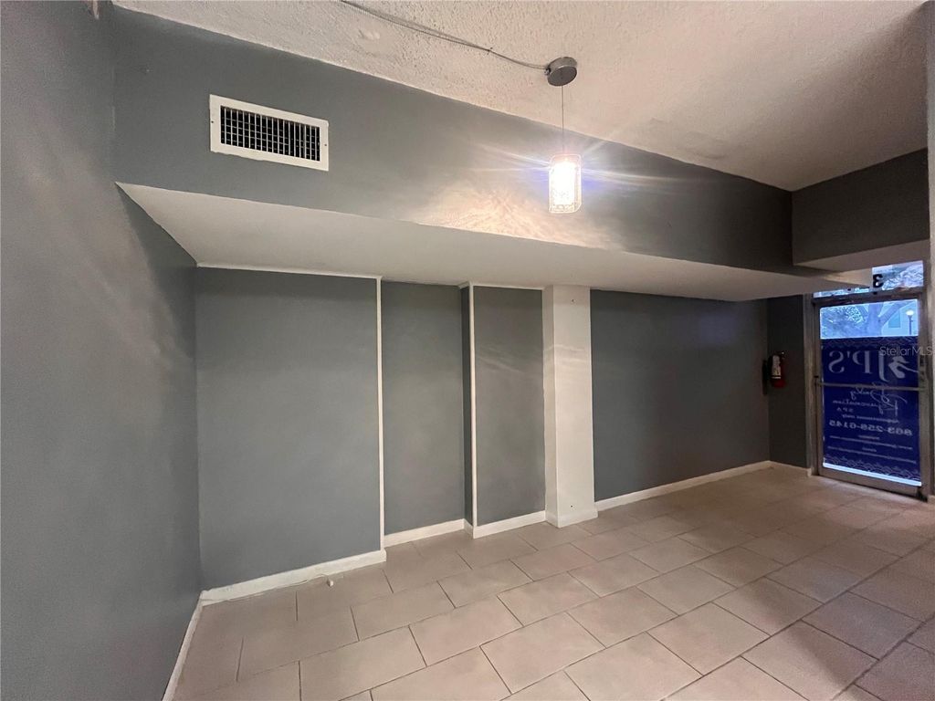 Photo of 324 4th Street NW, Winter Haven, FL 33881 (MLS # P4936611)