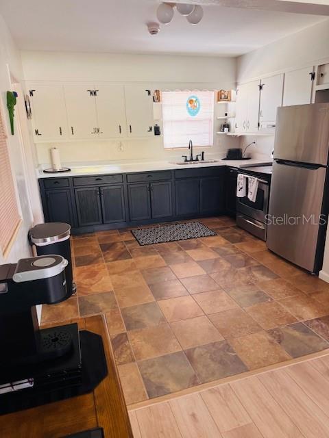 SOUTH VENICE - Residential