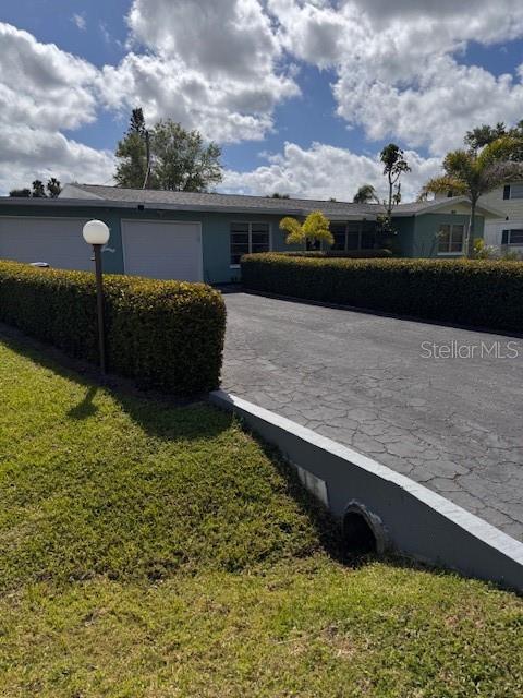 SOUTH VENICE - Residential