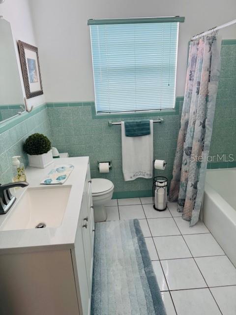 SOUTH VENICE - Residential