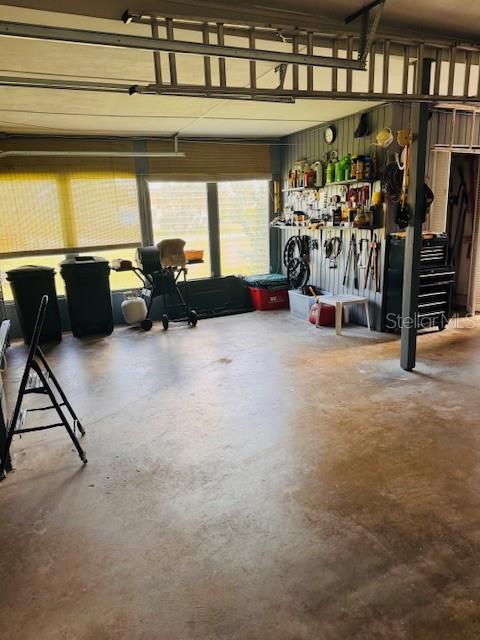 SOUTH VENICE - Residential