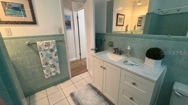 SOUTH VENICE - Residential