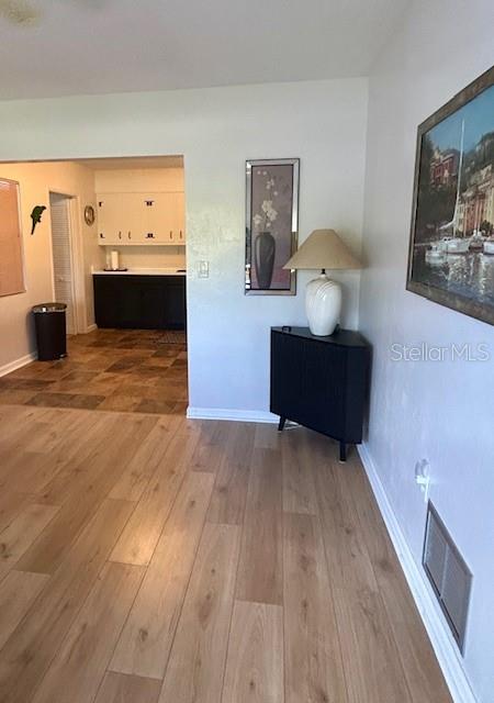 SOUTH VENICE - Residential