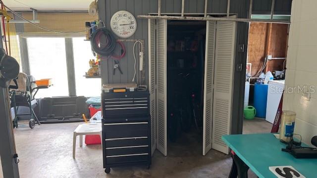 SOUTH VENICE - Residential