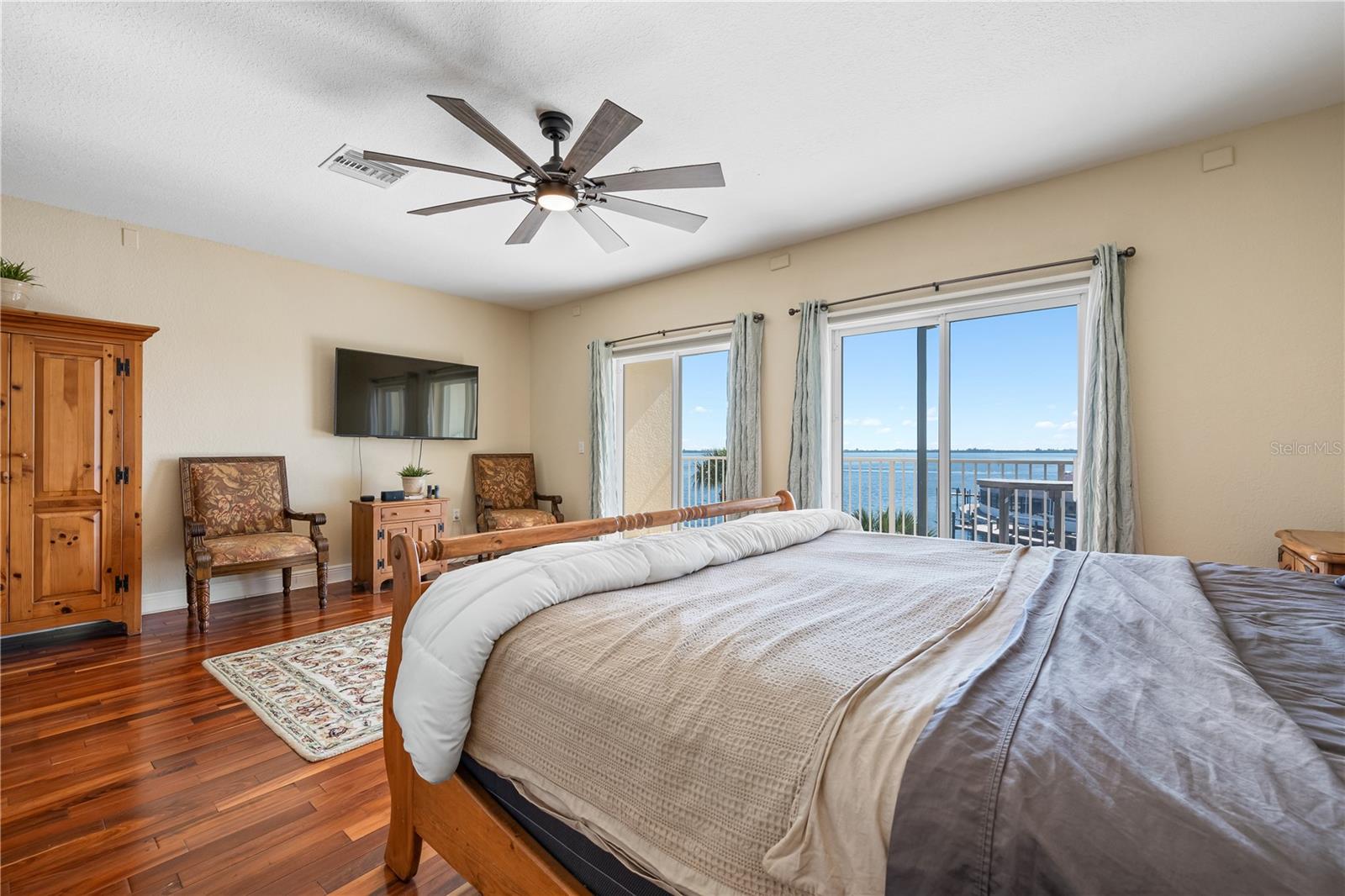 PALMS AT PALMA SOLA - Residential