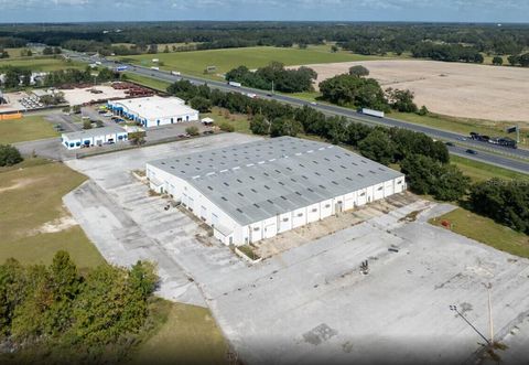 Tiny photo for 5407 NW 44th Avenue, Ocala, FL 34482 (MLS # OM717067)