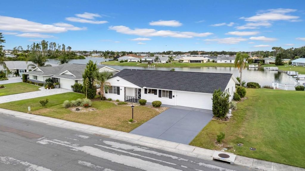 Photo of 1808 Milford Circle, Sun City Center, FL 33573 (MLS # A4660228)