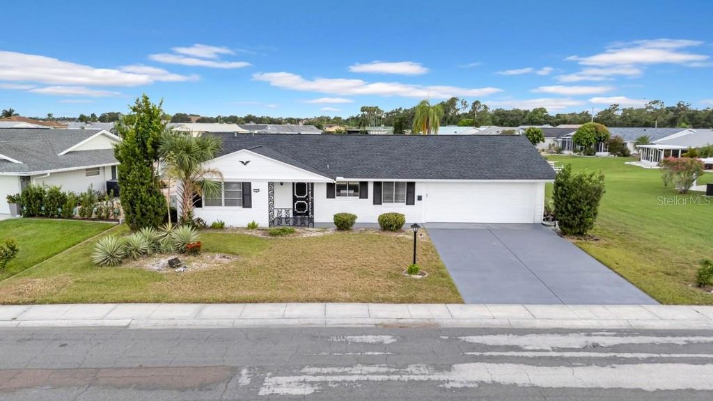 Photo of 1808 Milford Circle, Sun City Center, FL 33573 (MLS # A4660228)