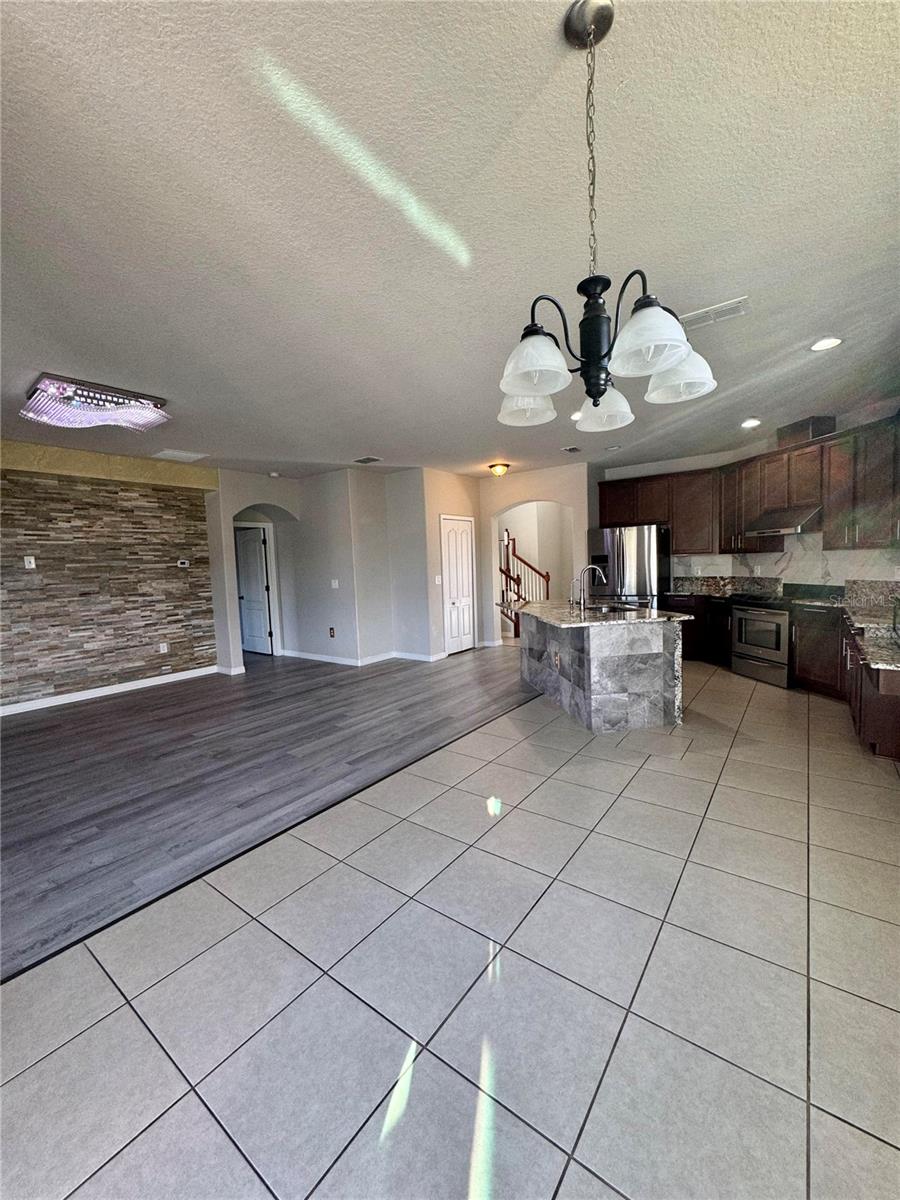 1244 CAP DIVILLE AVENUE