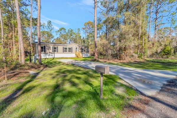 HOLIDAY HEIGHTS - Residential