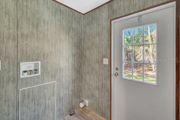 HOLIDAY HEIGHTS - Residential