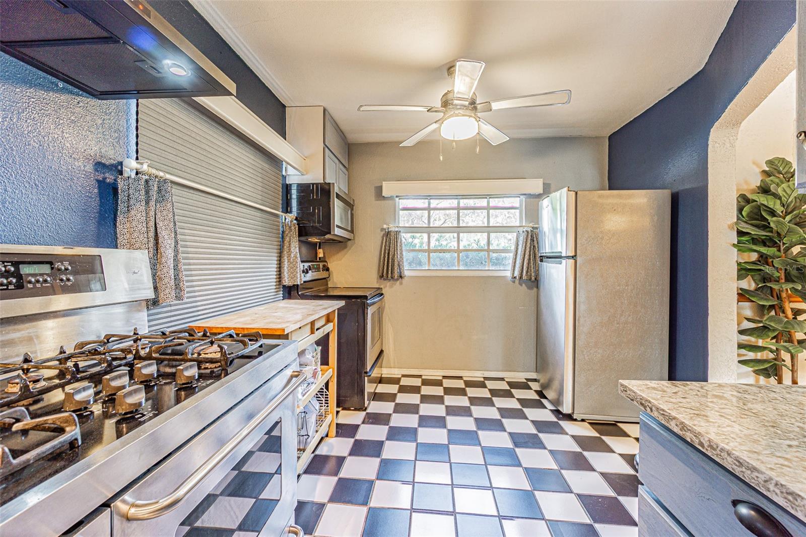 TAMPAS NORTH SIDE CNTRY CL - Residential