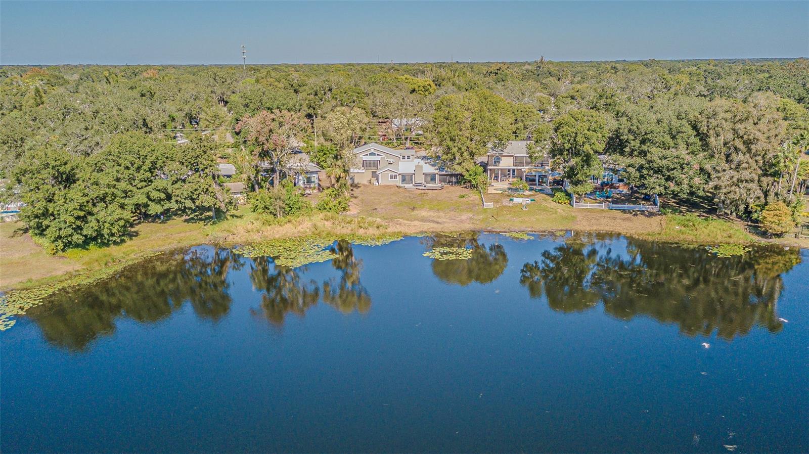 TAMPAS NORTH SIDE CNTRY CL - Residential