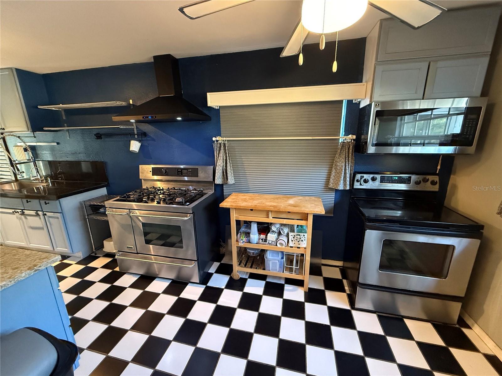 TAMPAS NORTH SIDE CNTRY CL - Residential