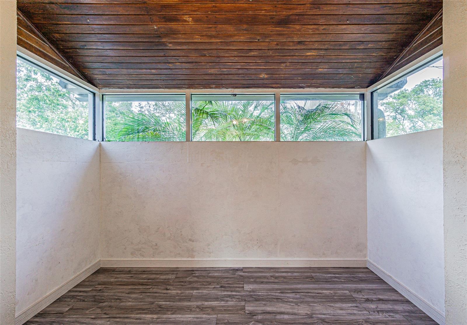 TAMPAS NORTH SIDE CNTRY CL - Residential