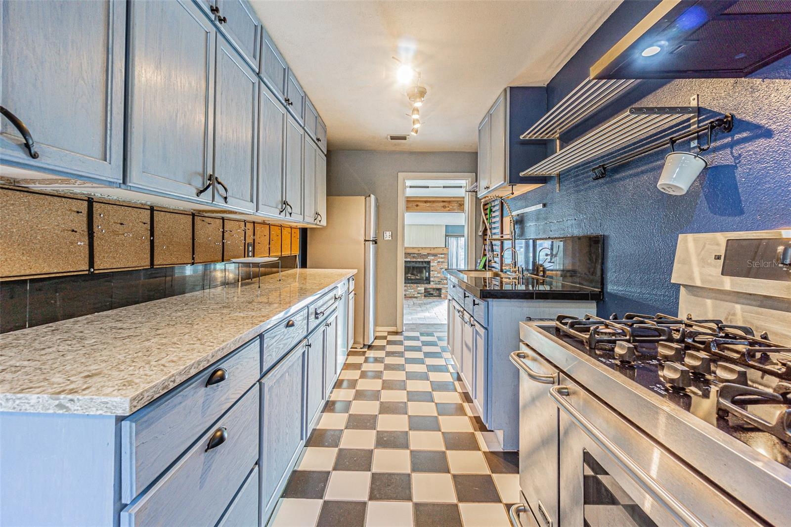 TAMPAS NORTH SIDE CNTRY CL - Residential