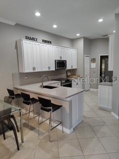 678 LAKEWORTH CIRCLE