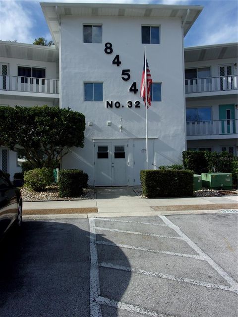 Featured picture for the property U8229872