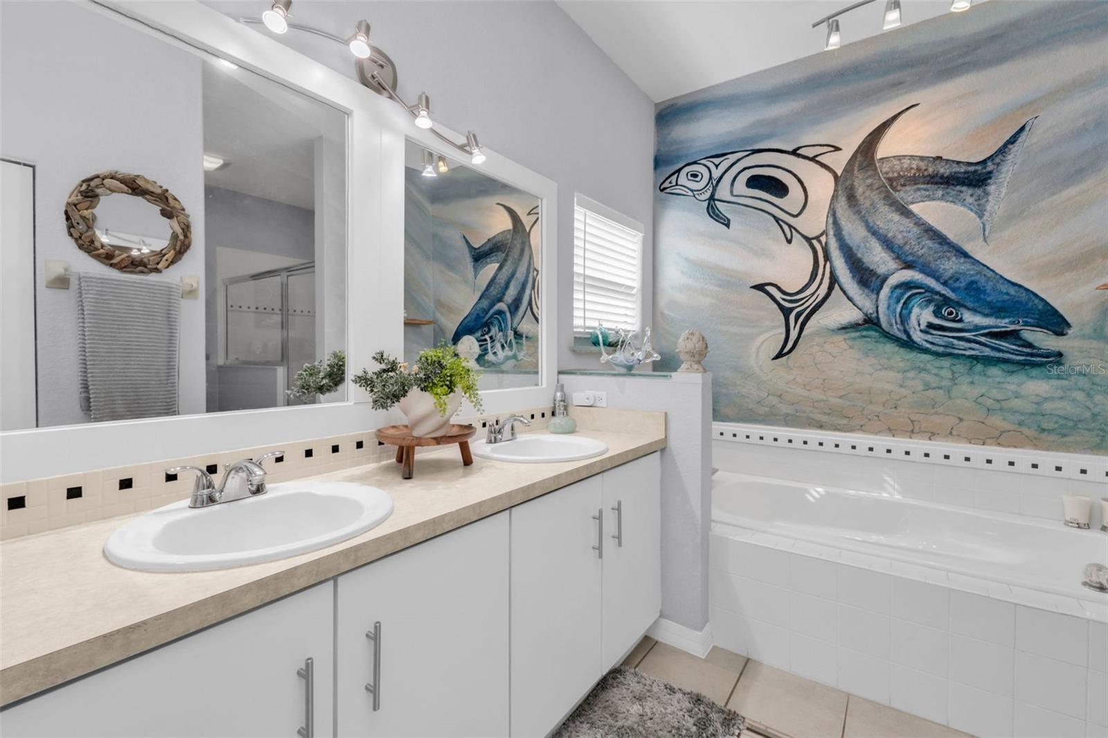 KINGS GATE PH 02 - Residential