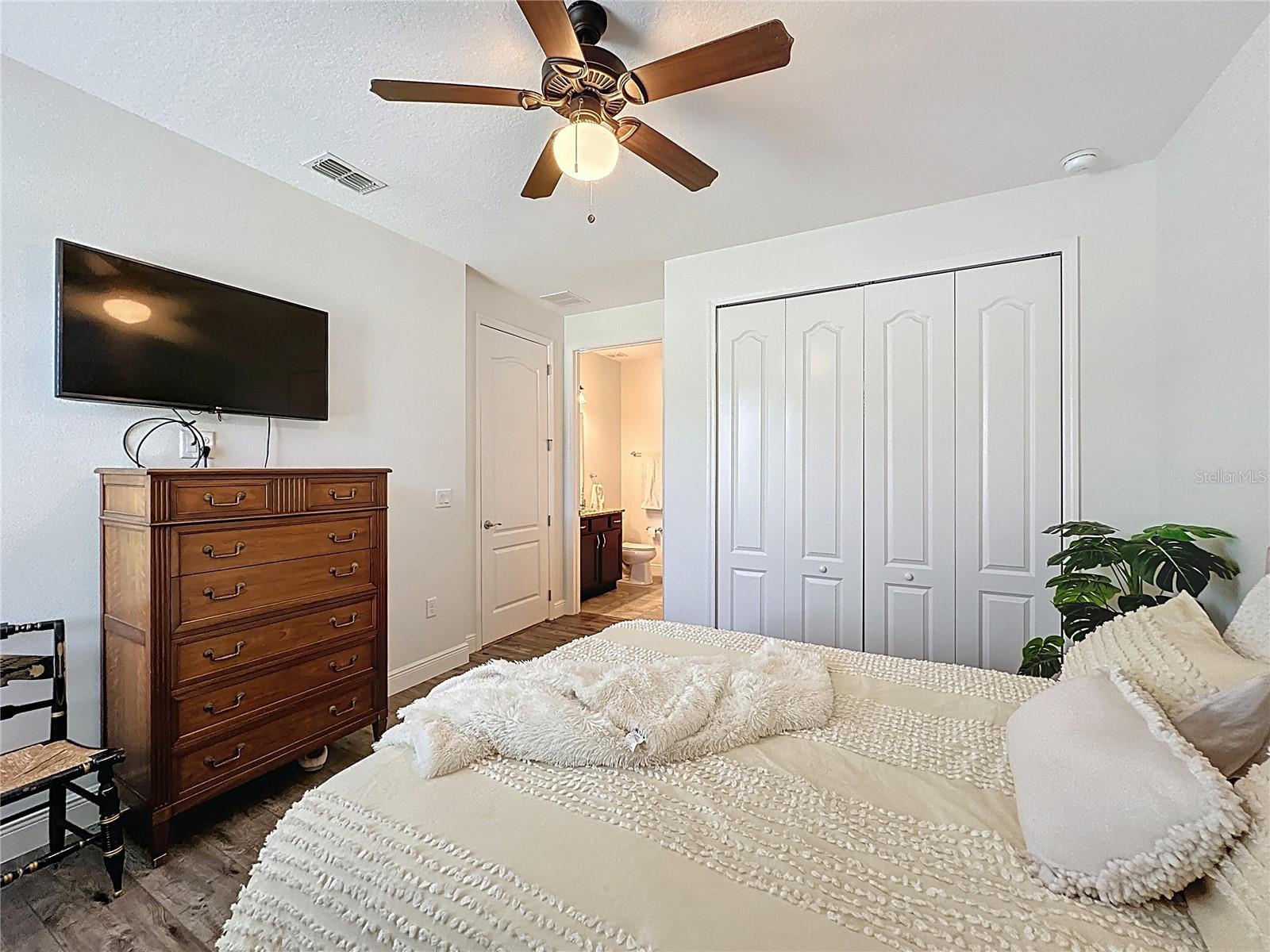 ACREAGE & UNREC - Residential