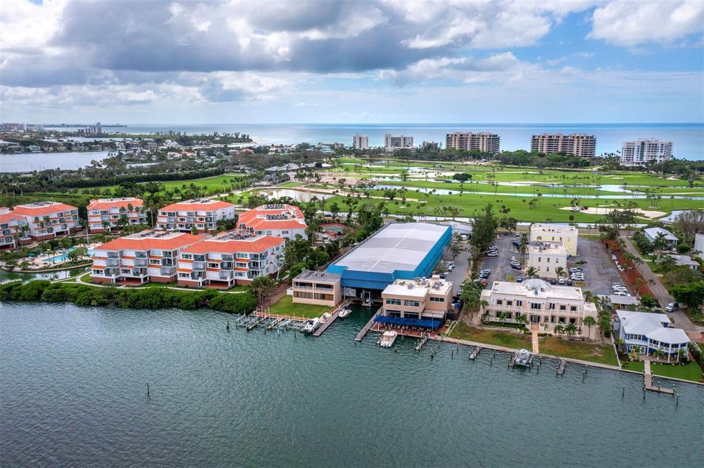 Photo of 408 Gulf Of Mexico Drive #2210, Longboat Key, FL 34228 (MLS # A4667482)