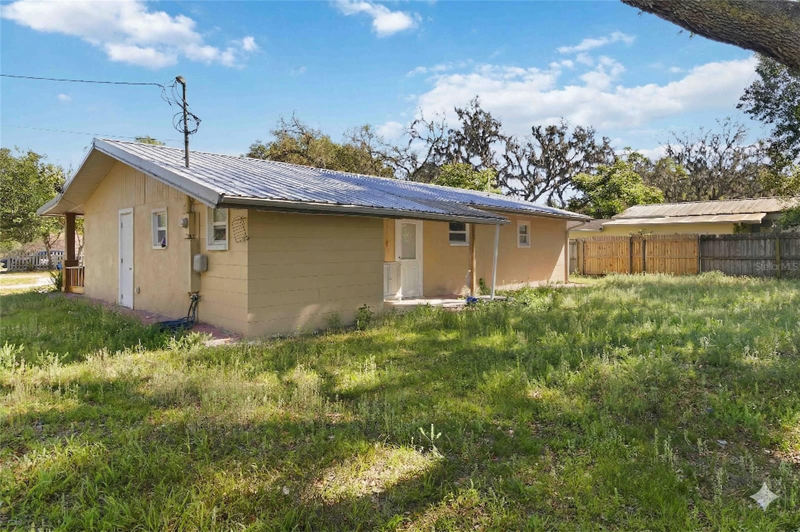 ACREAGE - Residential