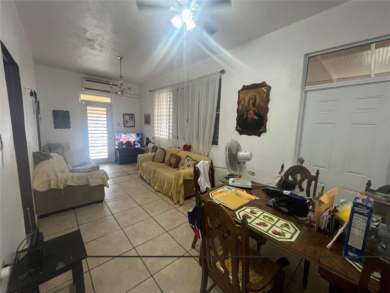 FELICIA - Residential