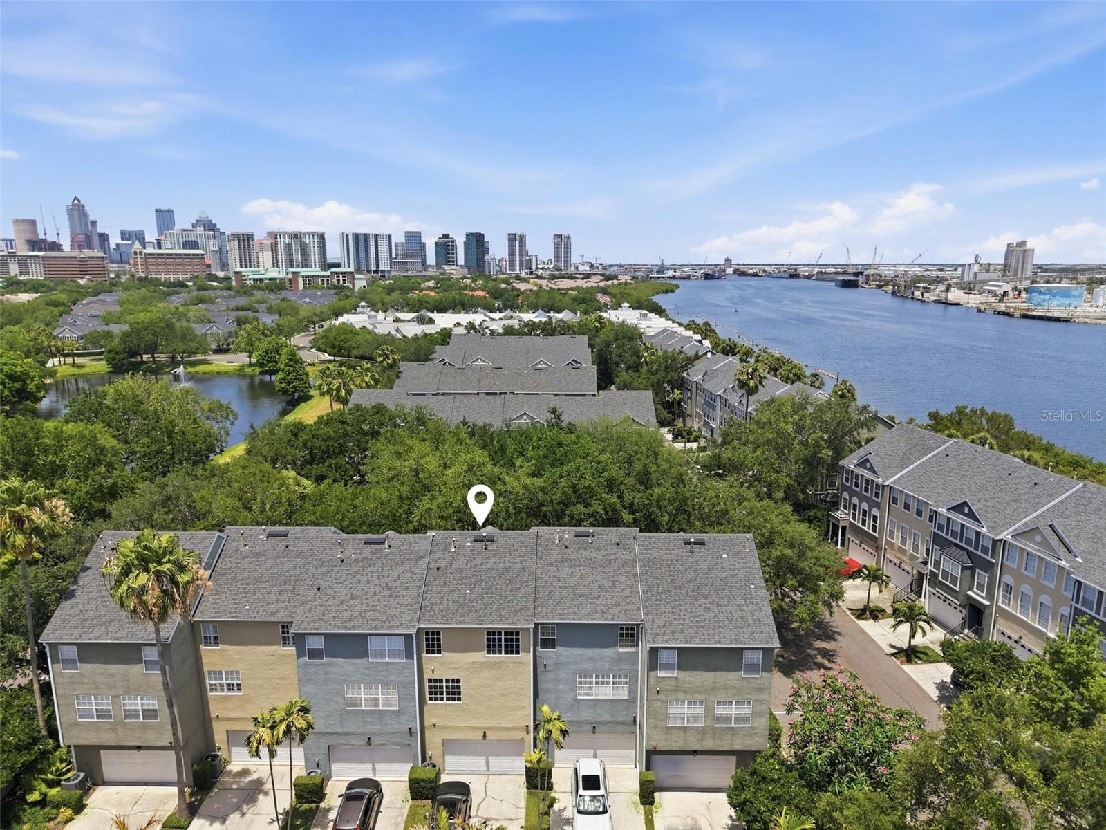 HARBOURSIDE AT HARBOUR ISLAND - Residential