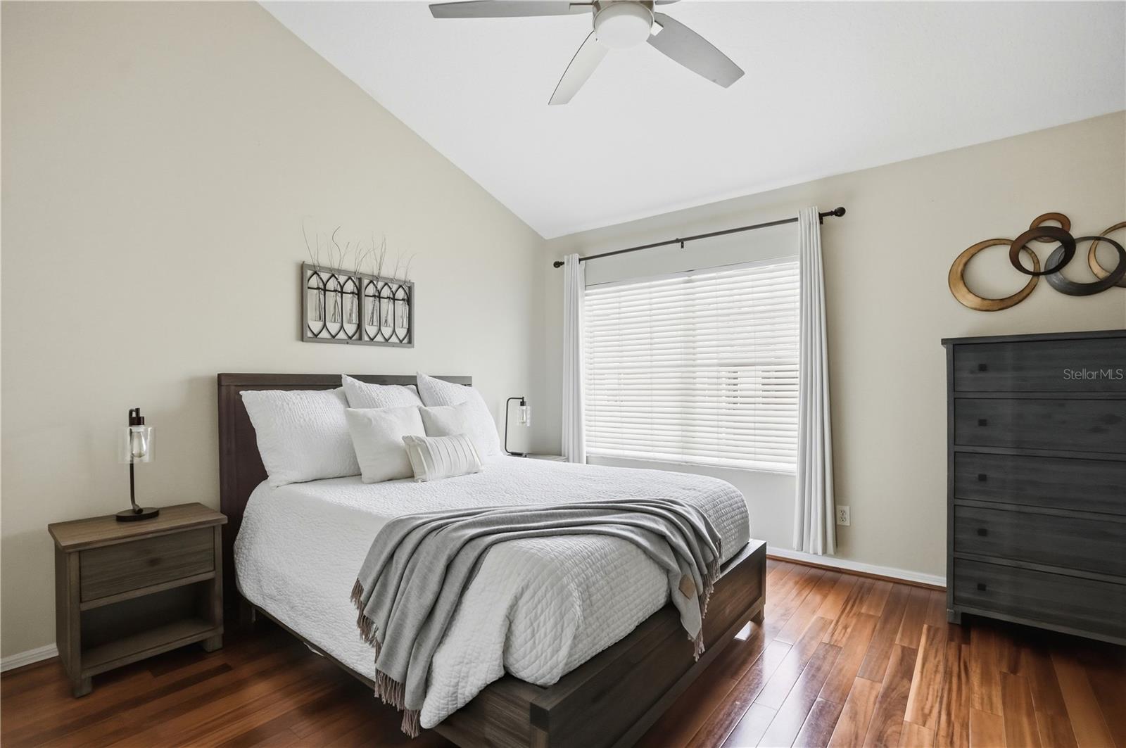 HARBOURSIDE AT HARBOUR ISLAND - Residential