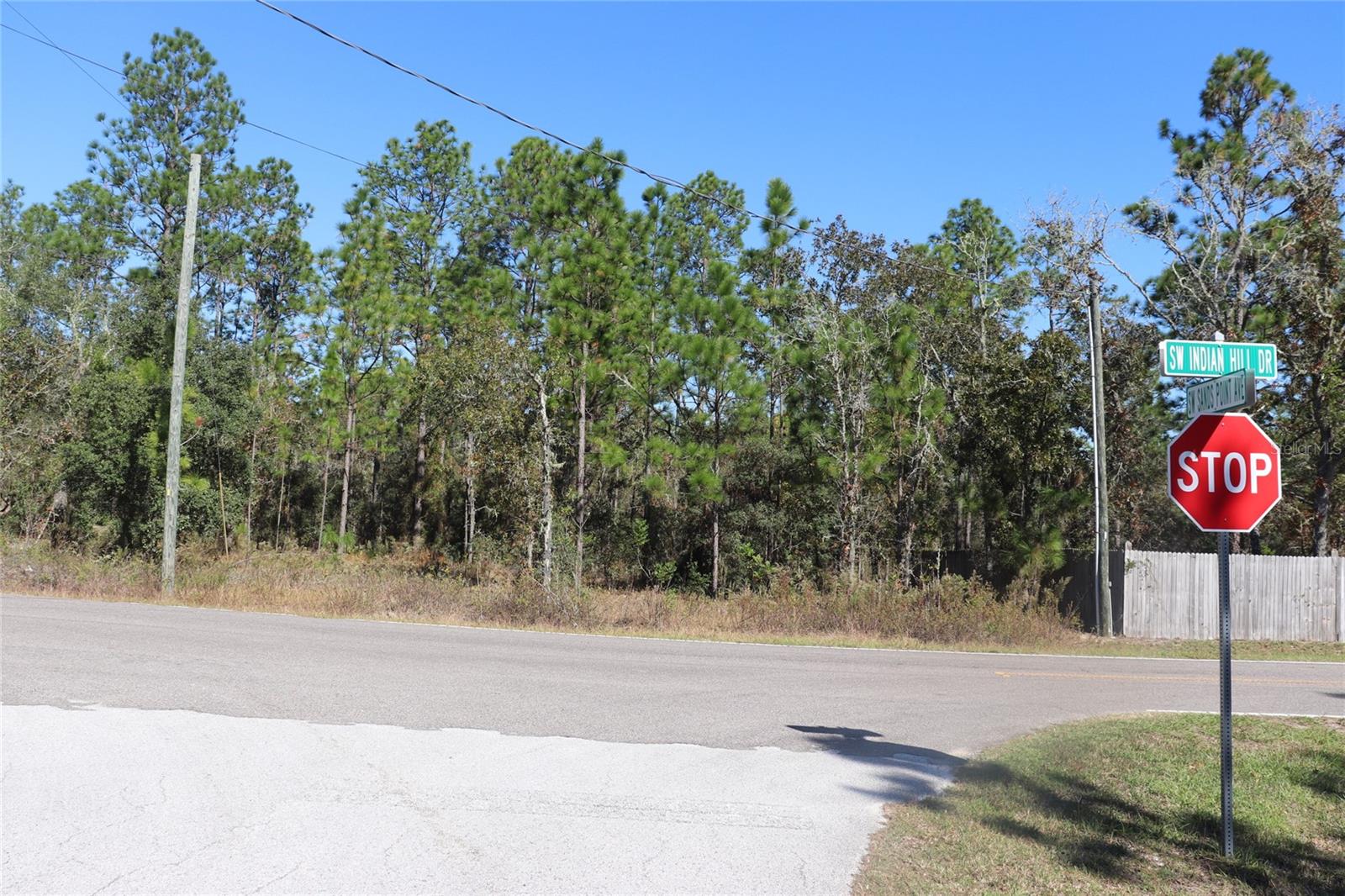 RAINBOW LAKES ESTATE - Land