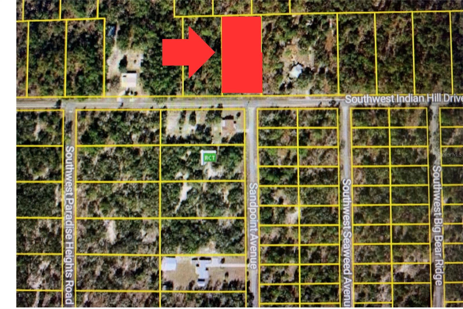 RAINBOW LAKES ESTATE - Land