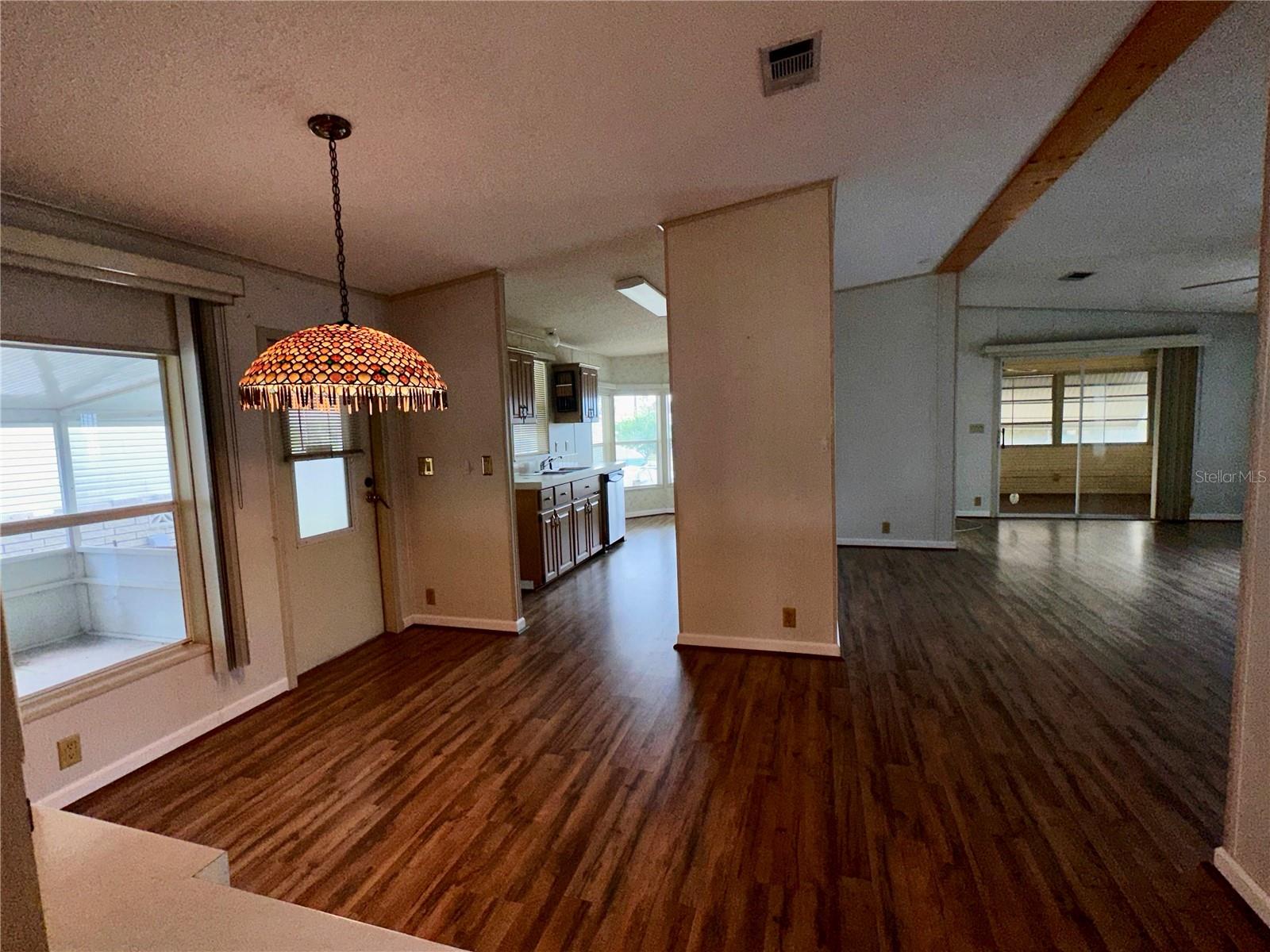305 EDGEWOOD BOULEVARD