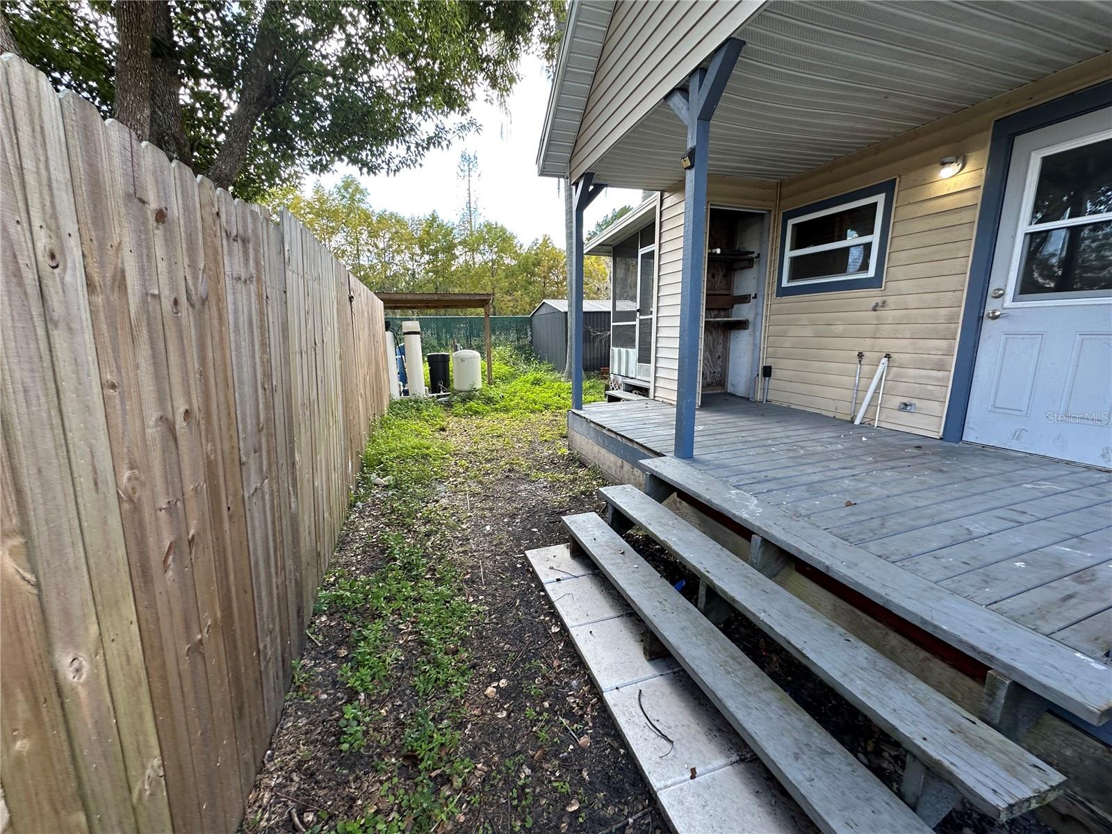 S L & I C - Residential Lease