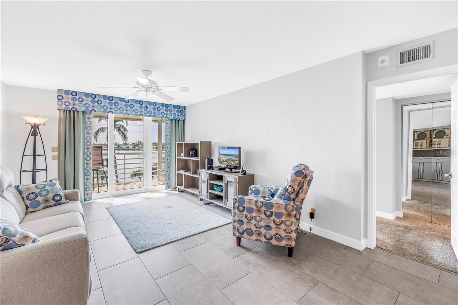 BAHIA VISTA UNIT II - Residential