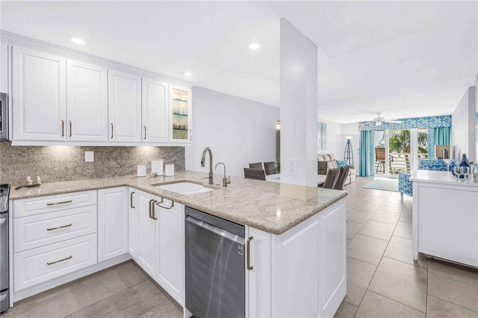 BAHIA VISTA UNIT II - Residential