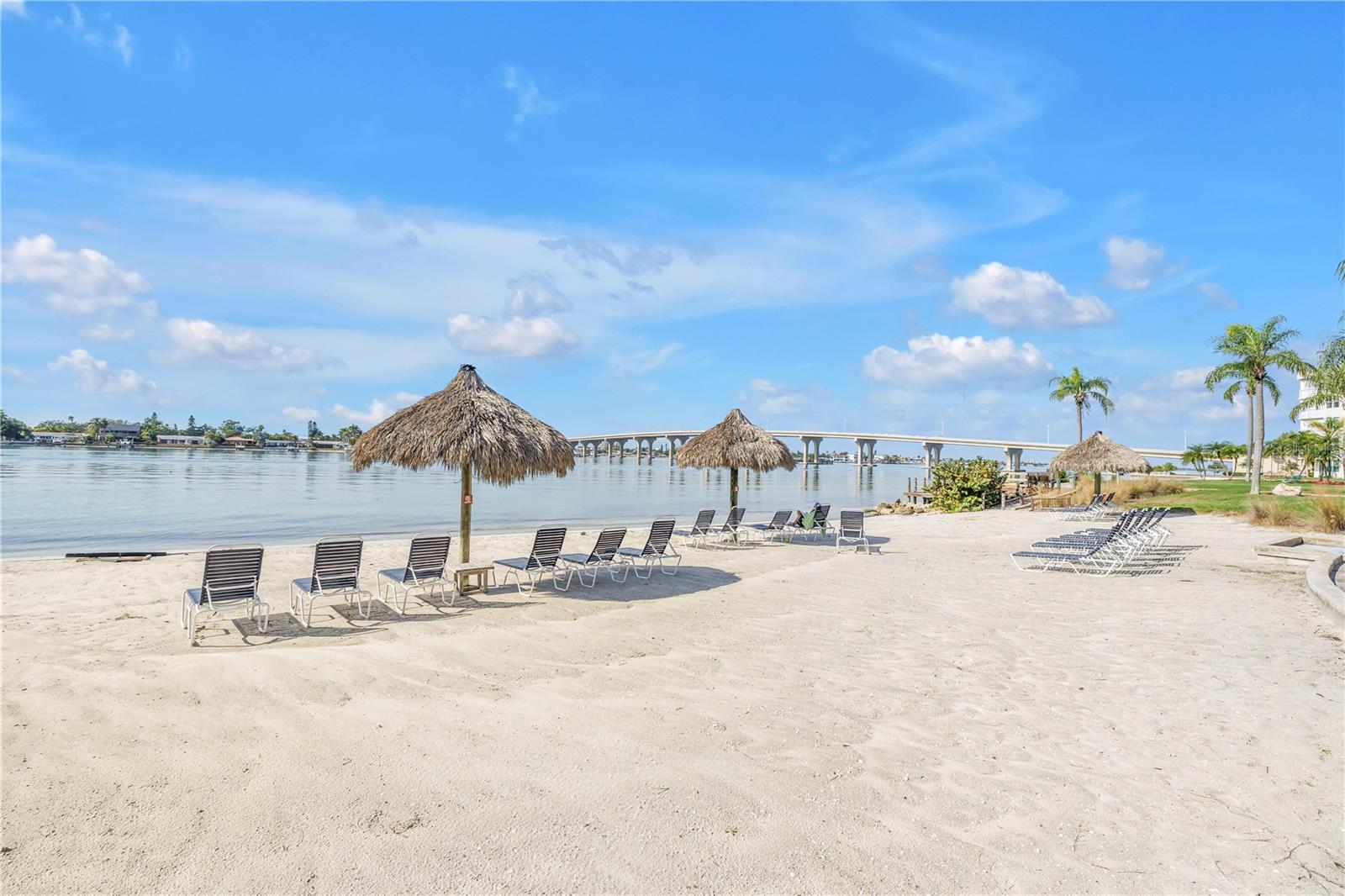 BAHIA VISTA UNIT II - Residential