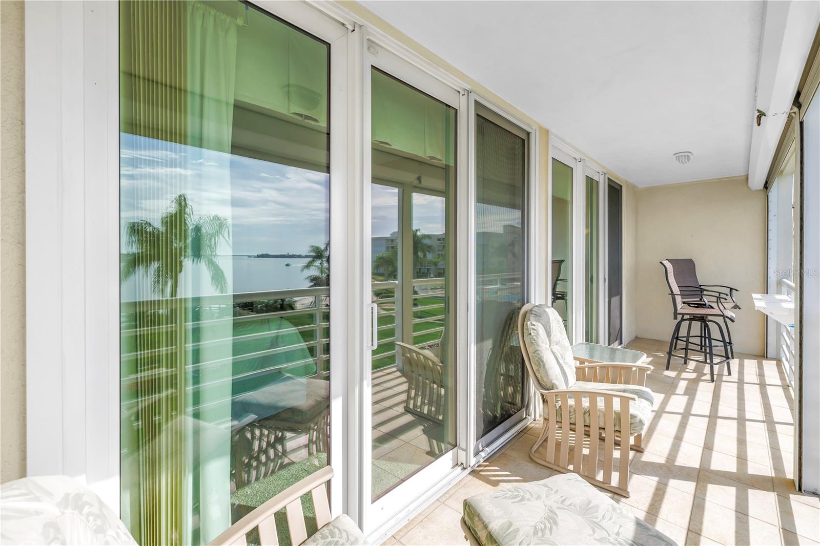 BAHIA VISTA UNIT II - Residential