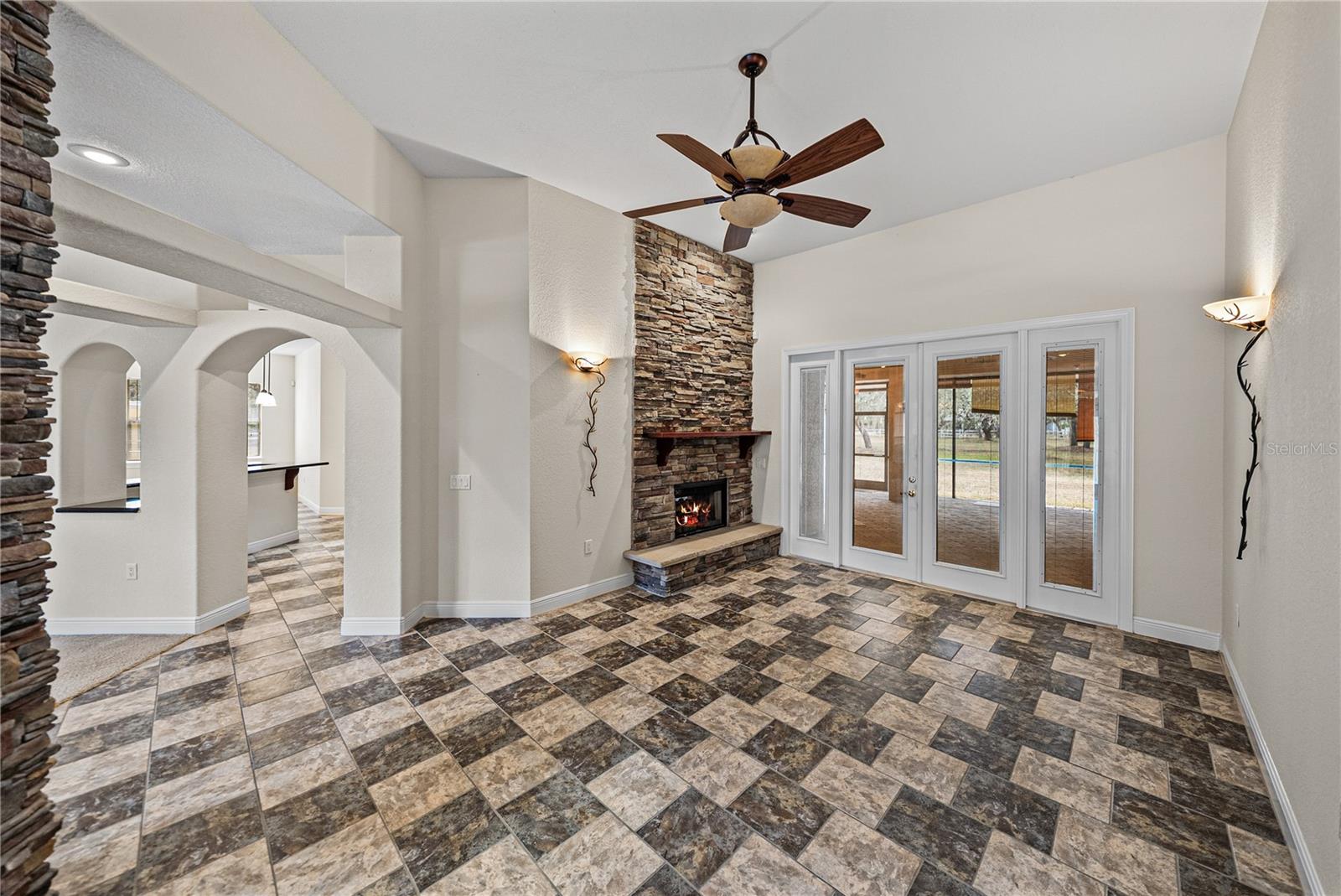 UNPLATTED - Residential