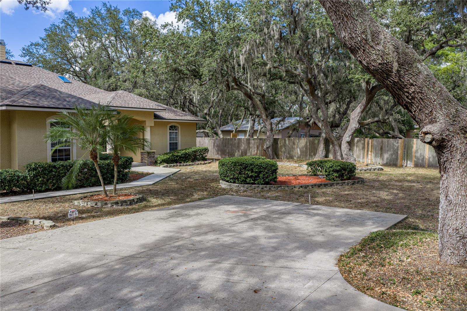 UNPLATTED - Residential