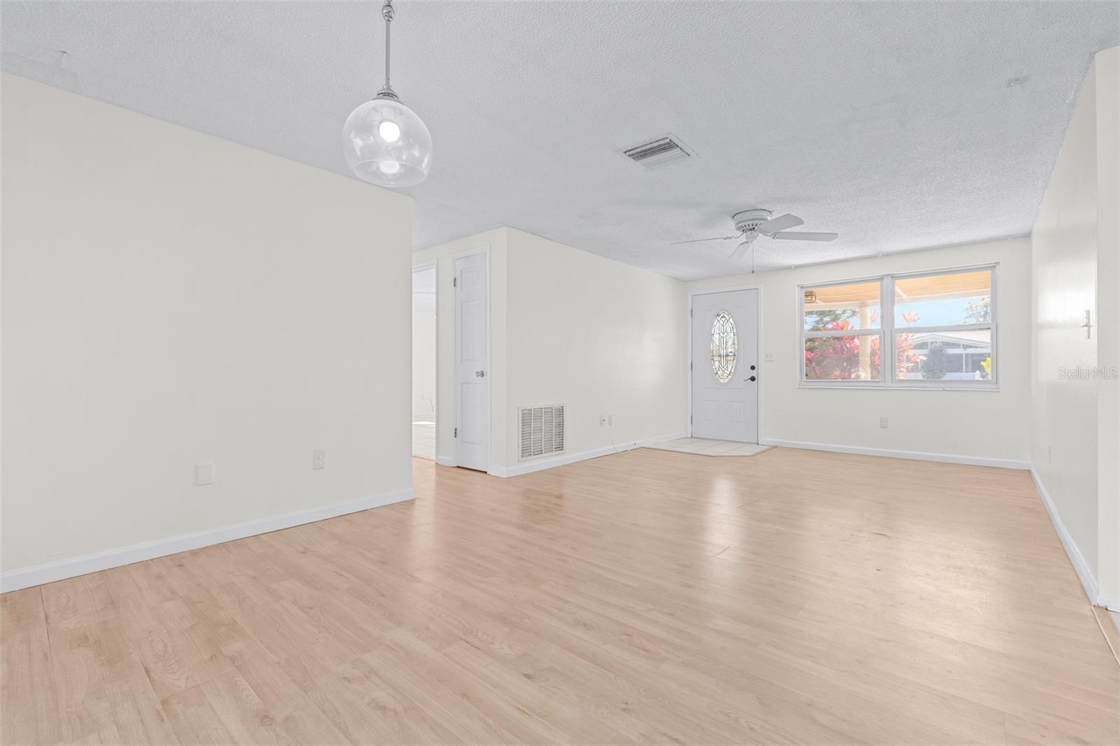 TAHITIAN HOMES - Residential