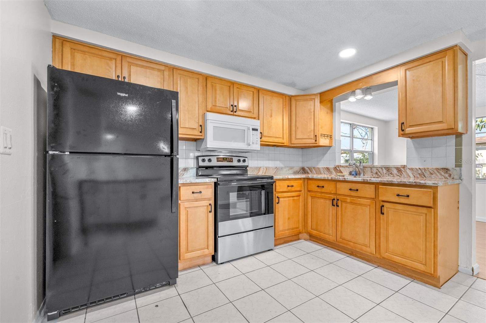 TAHITIAN HOMES - Residential