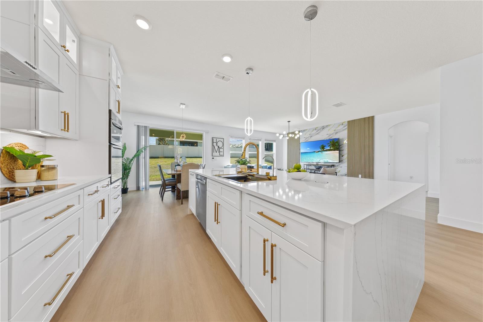 LAKE APOPKA SOUND - Residential