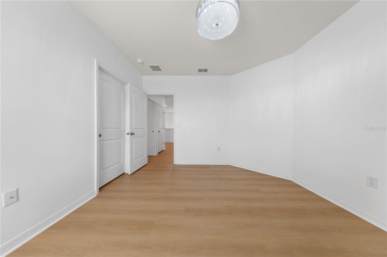 LAKE APOPKA SOUND - Residential