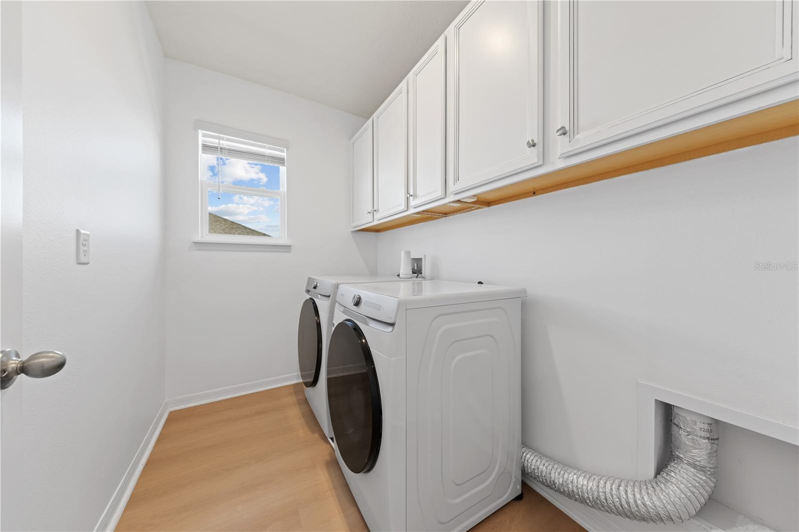 LAKE APOPKA SOUND - Residential