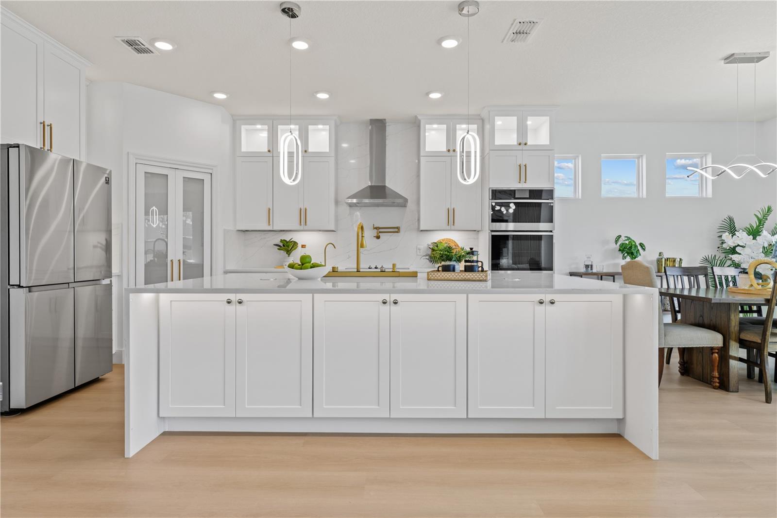 LAKE APOPKA SOUND - Residential