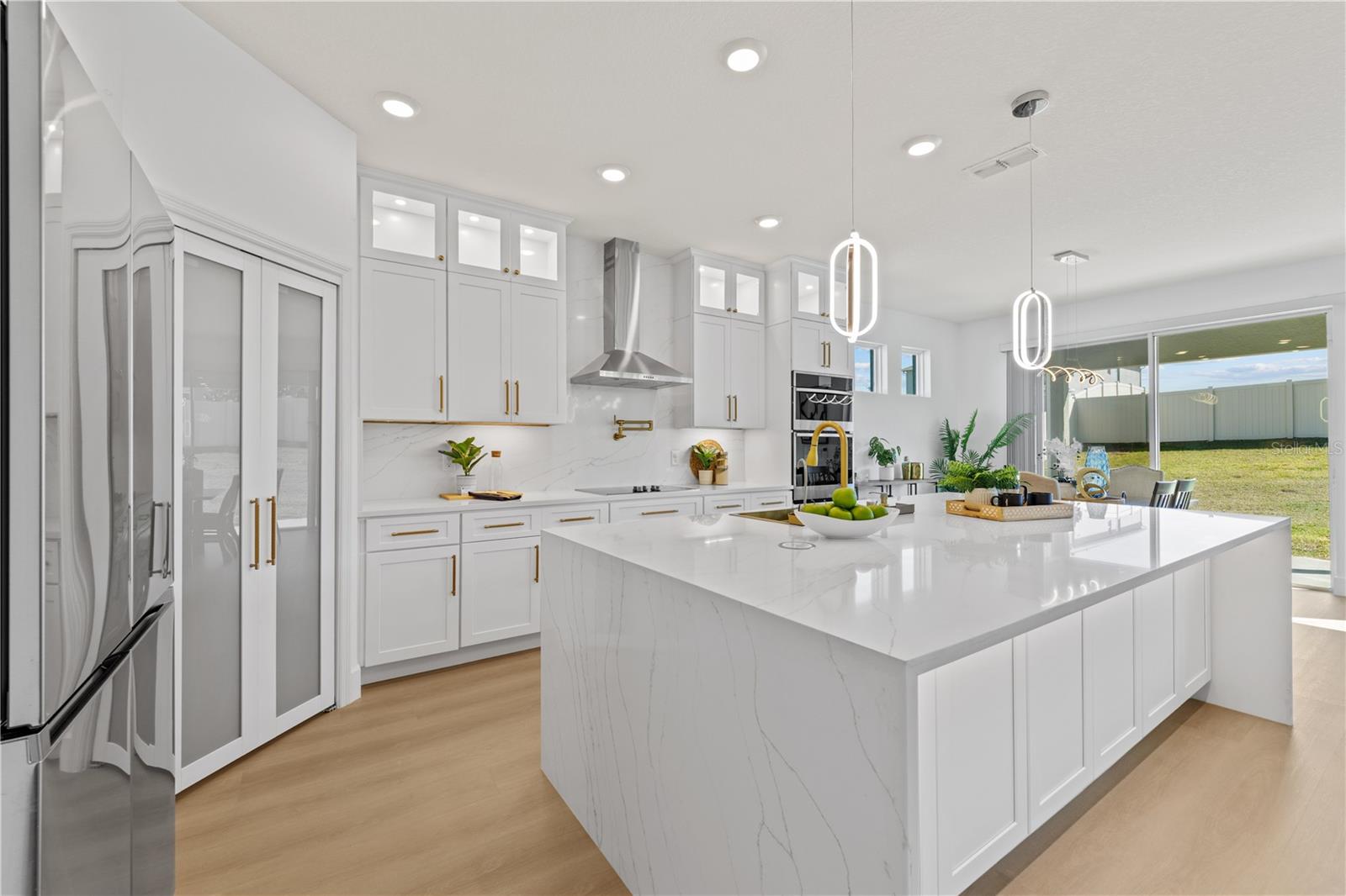 LAKE APOPKA SOUND - Residential