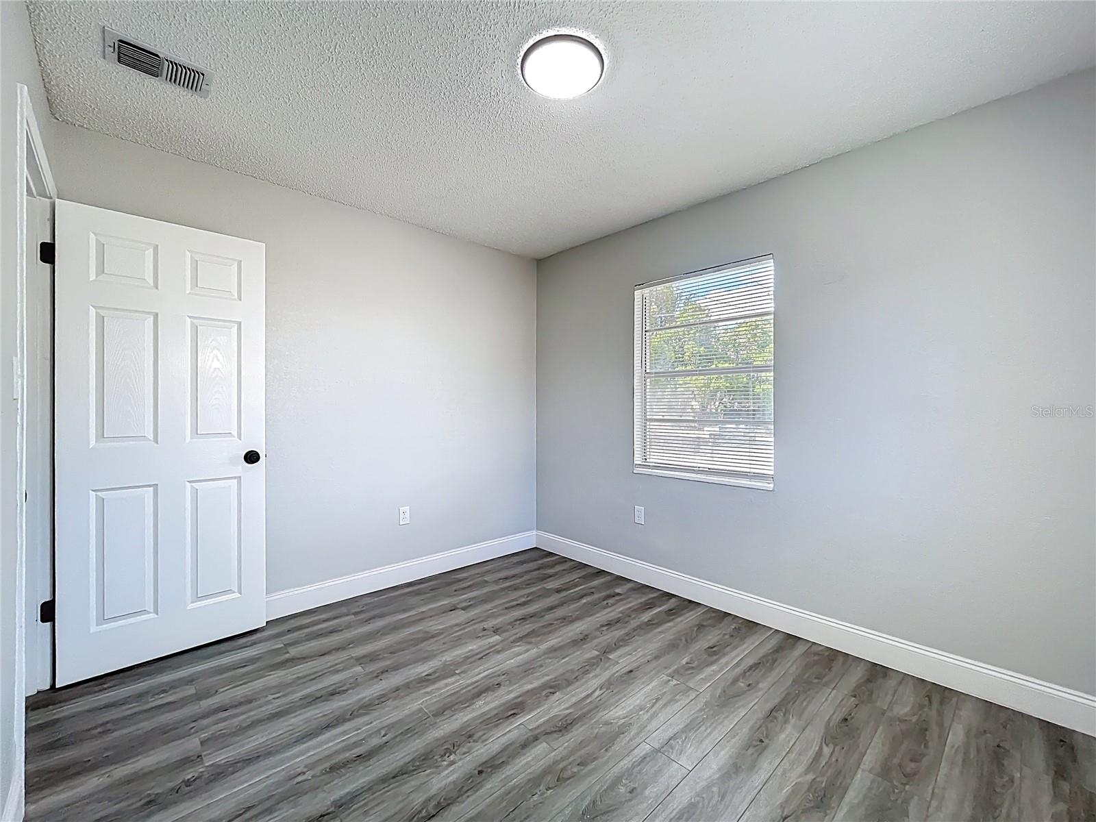 TAVARES 03 PINES REP LT 01 - Residential